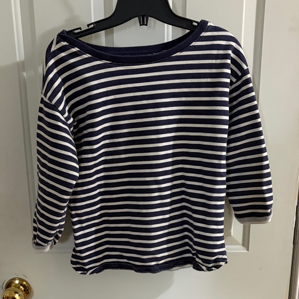 GAP Women's Navy and white Striped Sweater